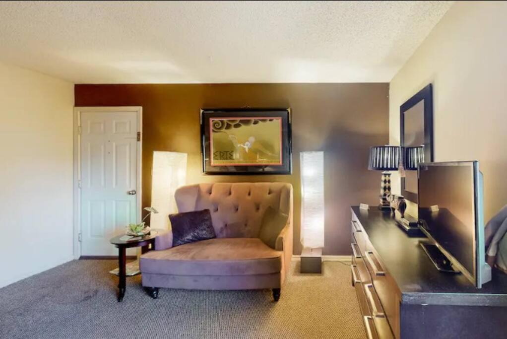 Photo of Livingroom in Eureka Springs Historic District