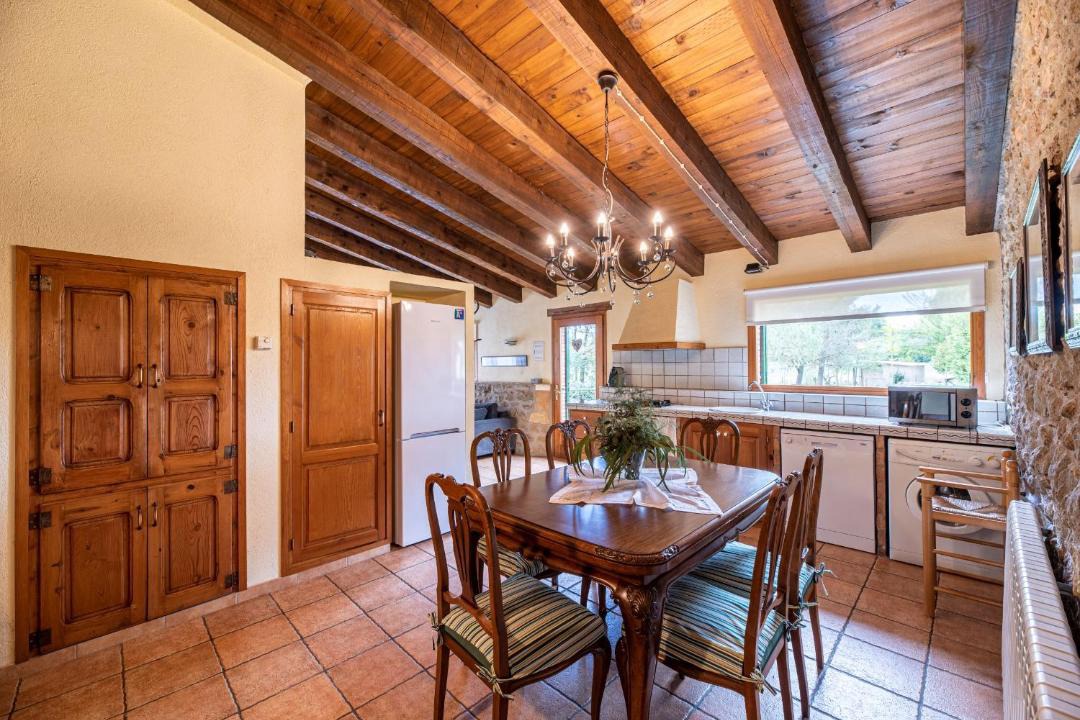 Photo of Kitchen in Lladurs