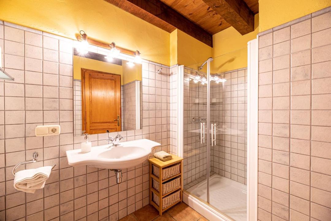 Photo of Bathroom in Lladurs