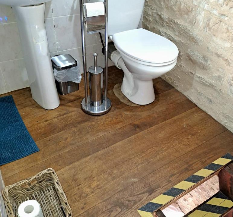 Photo of Bathroom in Varaire