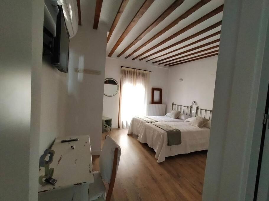Photo of Bedroom in Huete