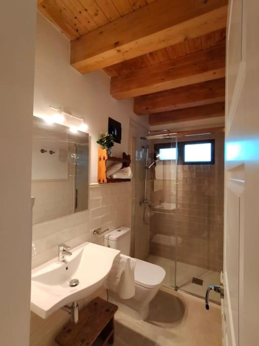 Photo of Bathroom in Huete