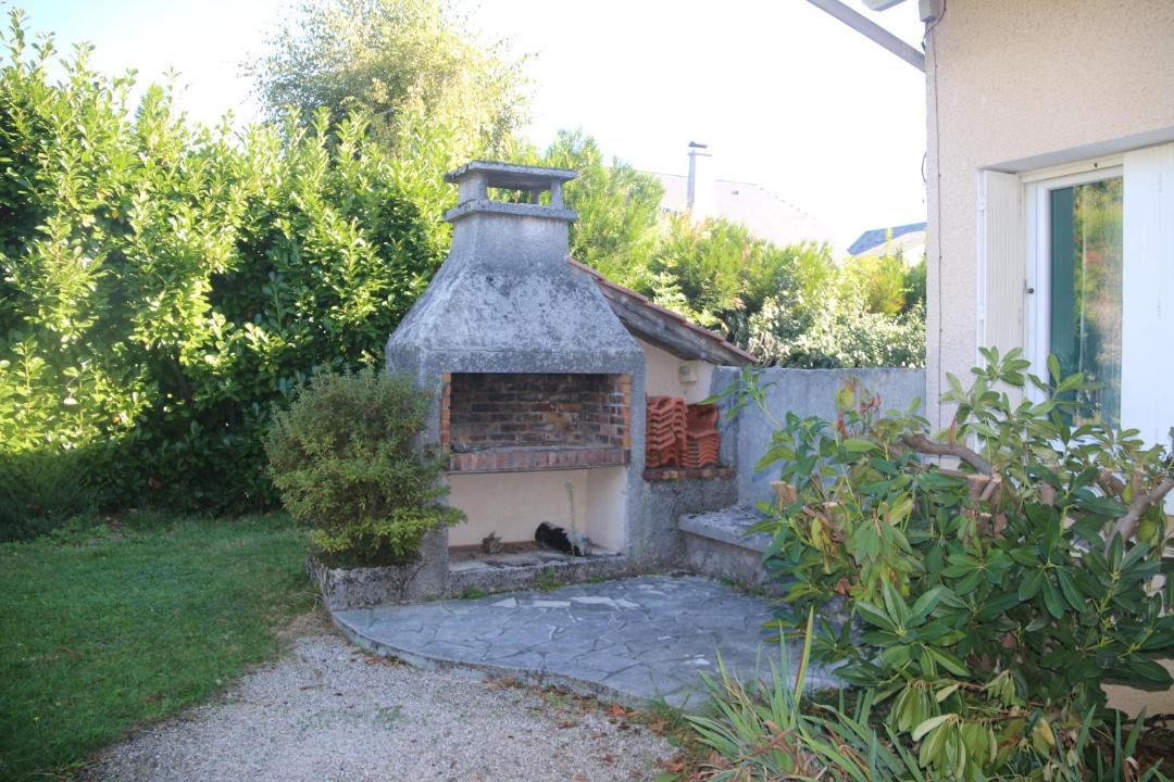 Photo of Buildings in Ibos