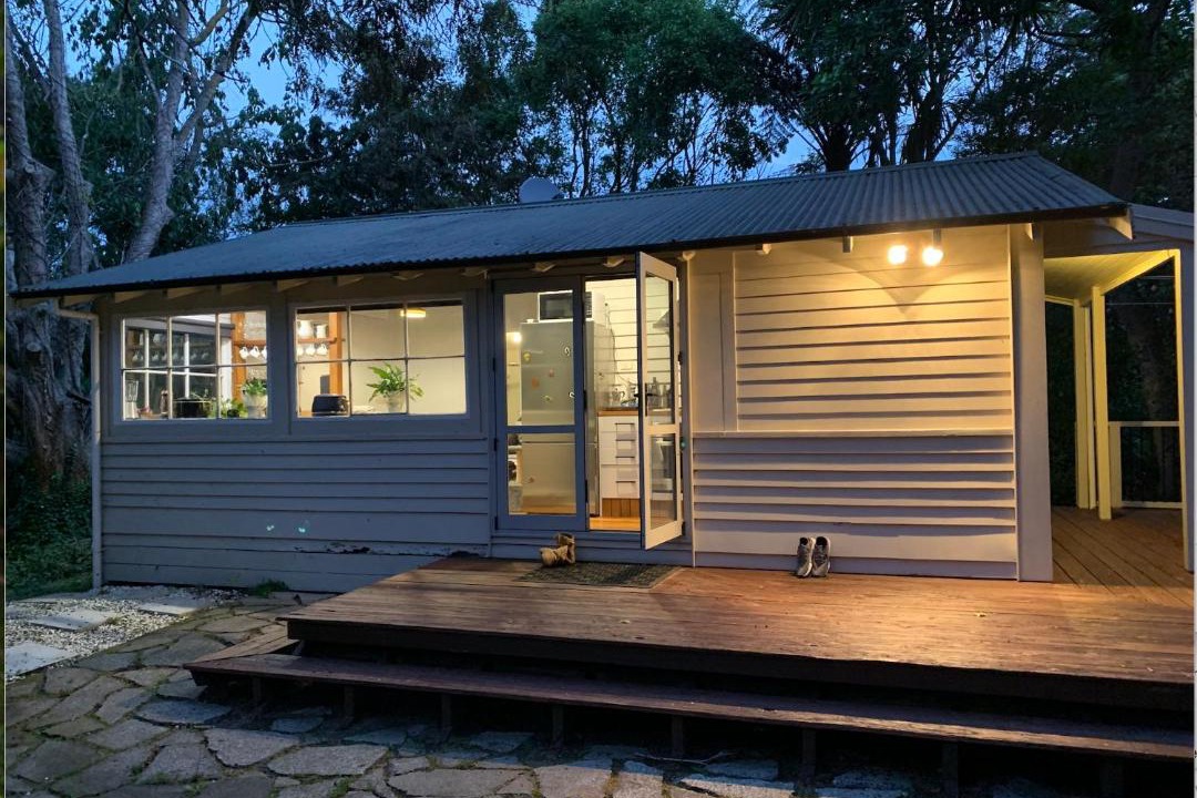 Photo of Buildings in Newstead