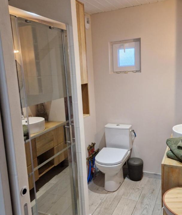 Photo of Others in Chanos-Curson