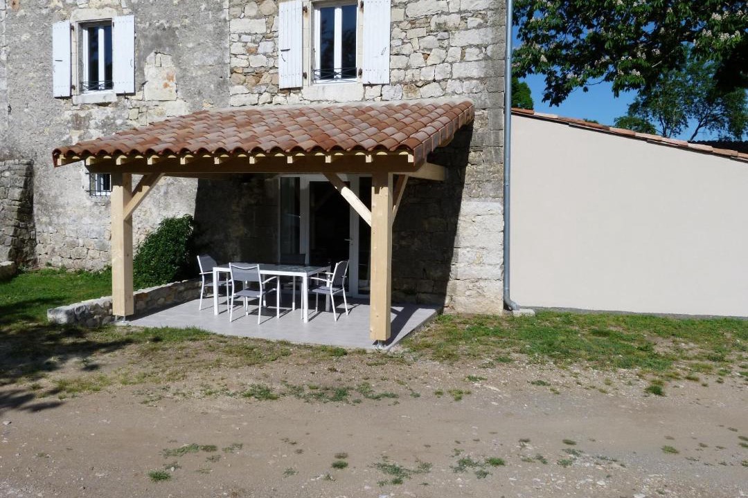 Photo of Others in Casteljau