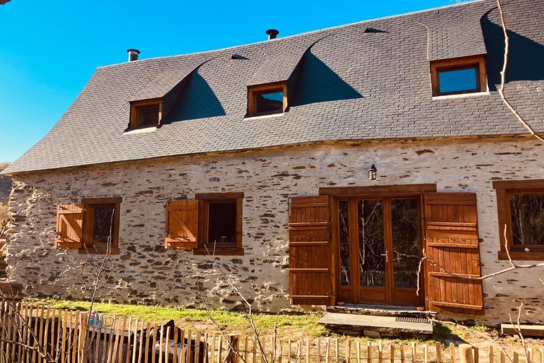 Photo of Buildings in Bareilles