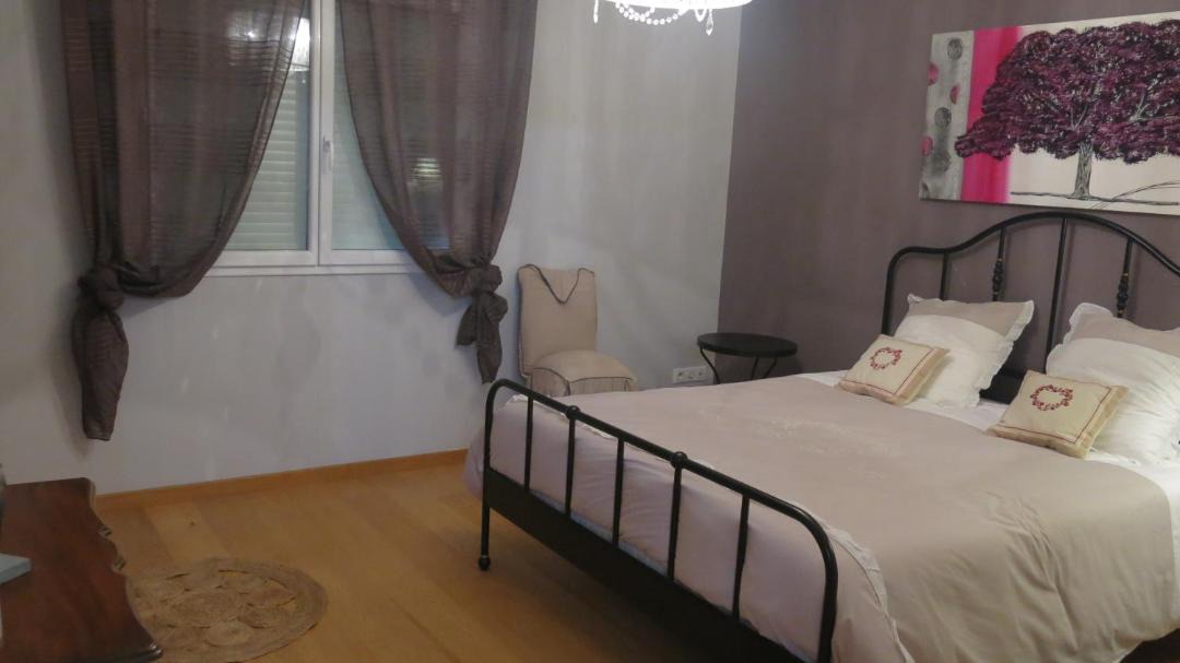 Photo of Bedroom in Roquemaure