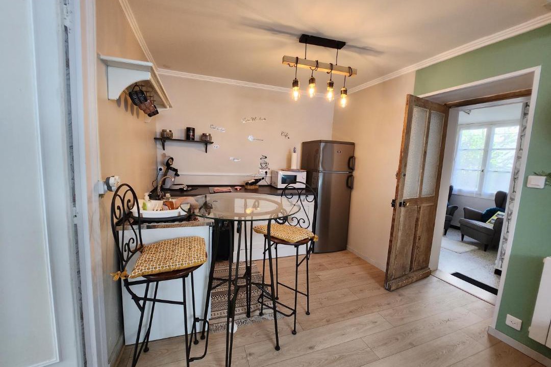 Photo of Others in Montbard