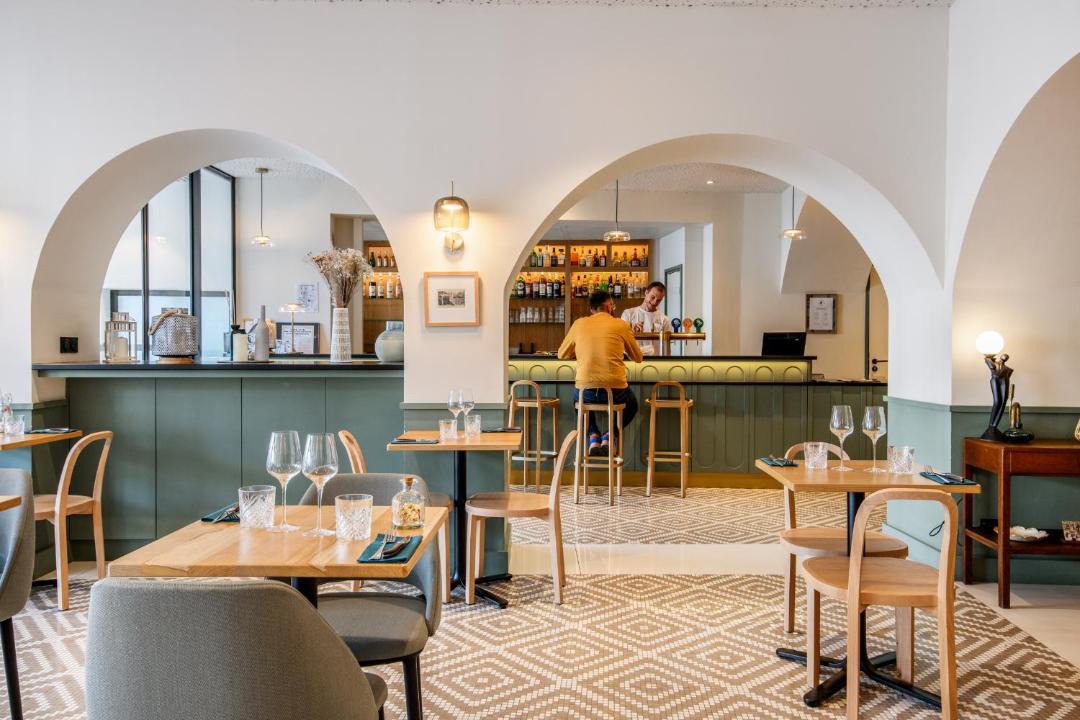 Photo of Others in Old Lyon