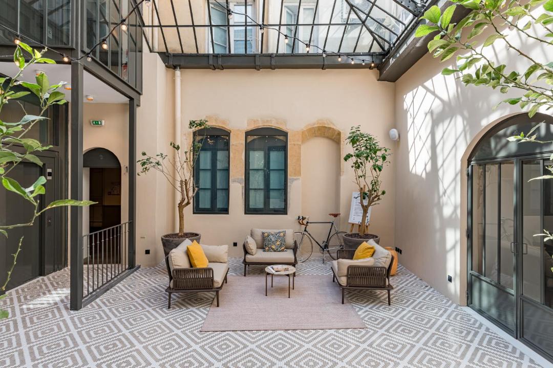 Photo of Others in Old Lyon