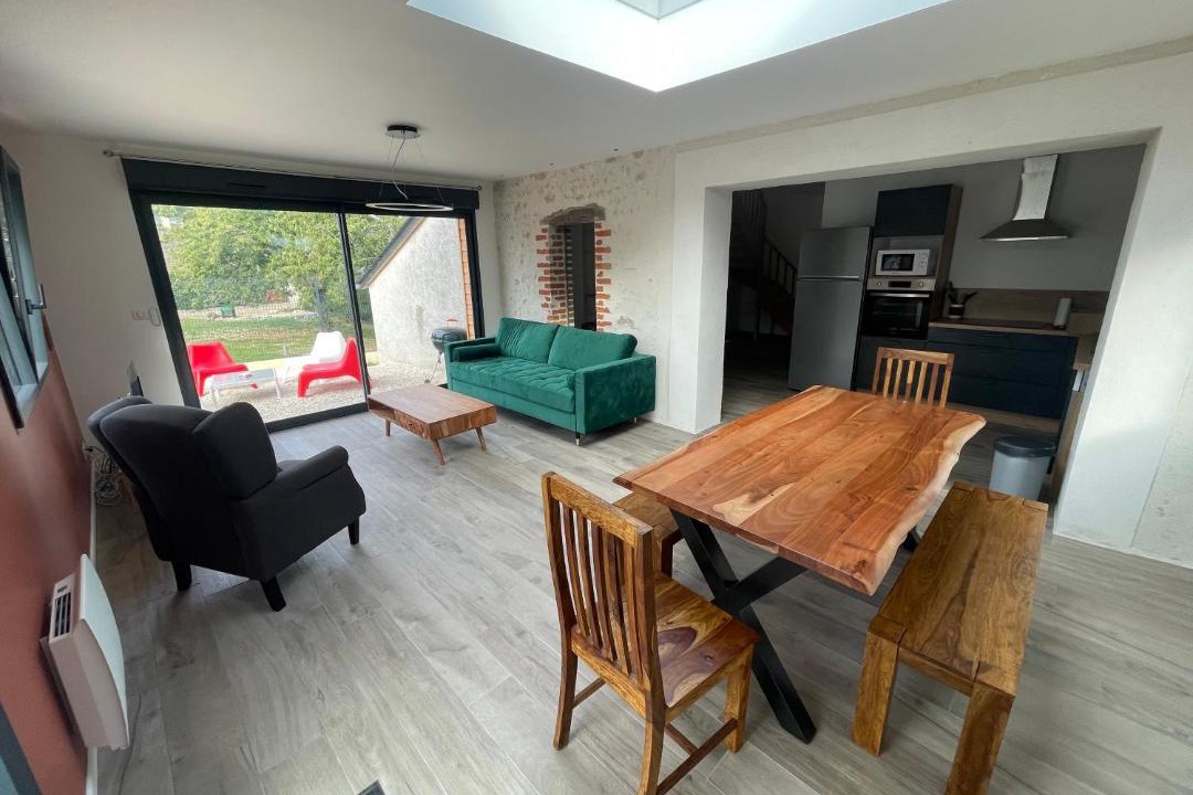 Photo of Livingroom in Ballan-Mire