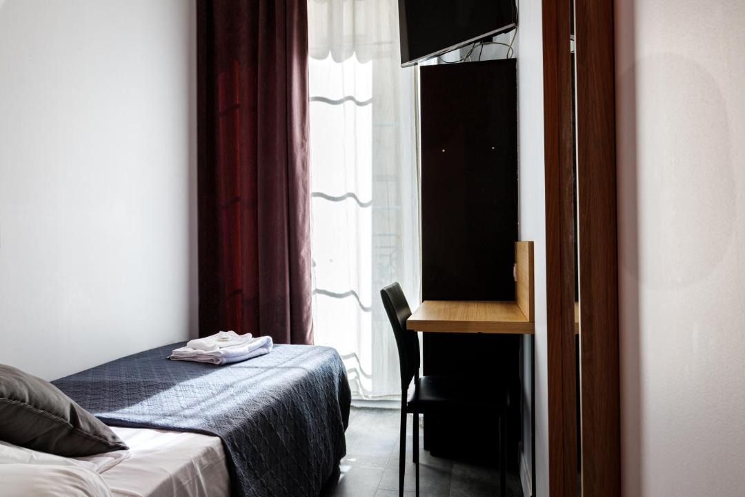 Photo of Bedroom in Carnot - Gailleton