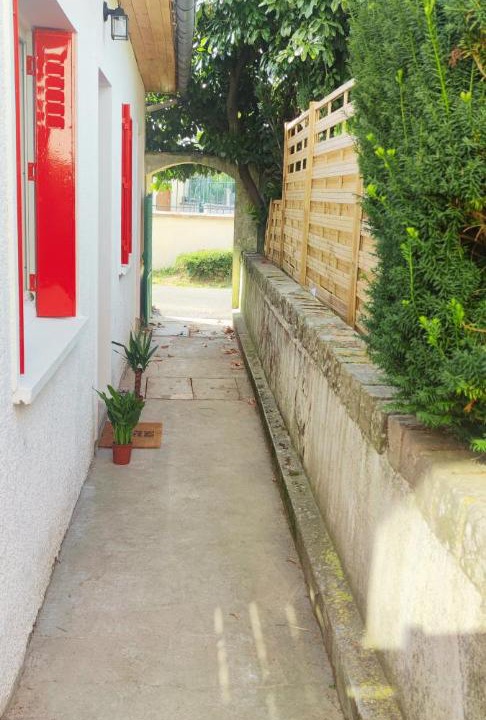 Photo of Buildings in Bouglainval