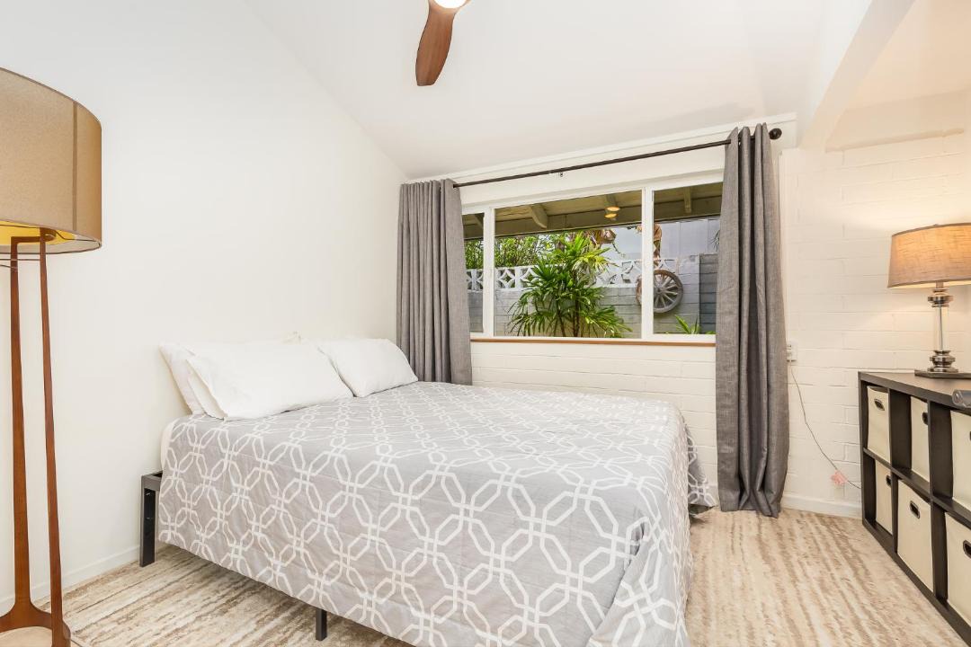 Photo of Bedroom in Portlock