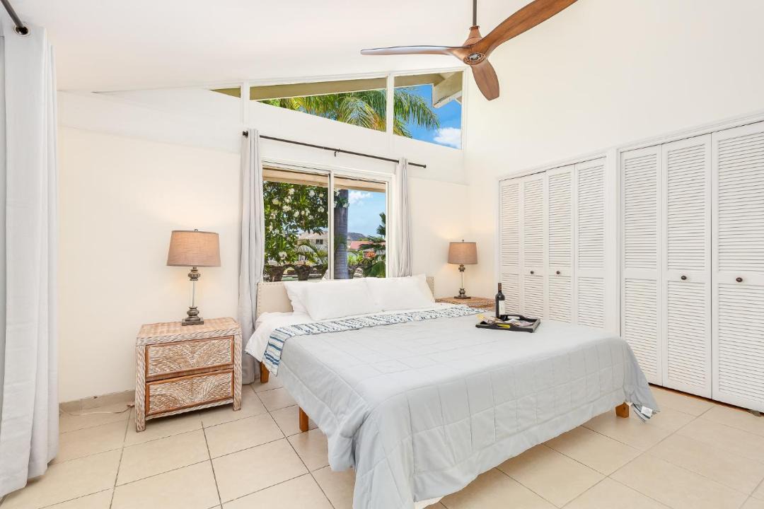 Photo of Bedroom in Portlock