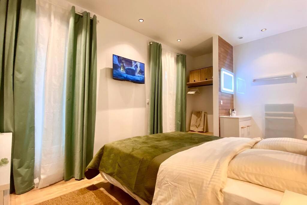 Photo of Bedroom in Saint-Maurice