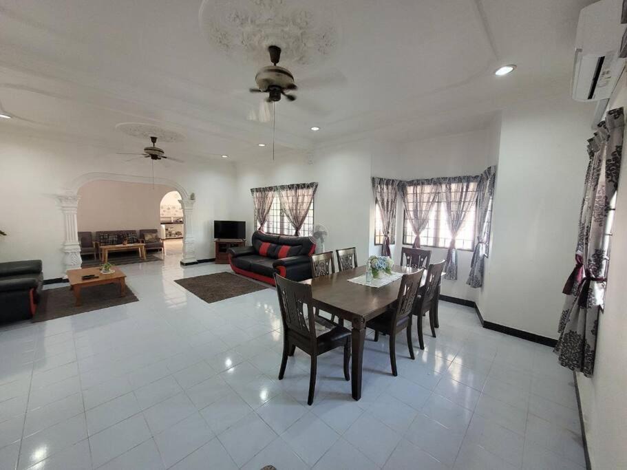 Photo of Livingroom in Hulu Selangor