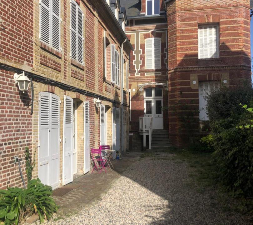 Photo of Buildings in Villers-sur-Mer