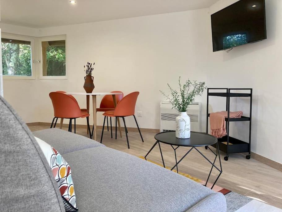 Photo of Livingroom in Ventenac-Cabardes