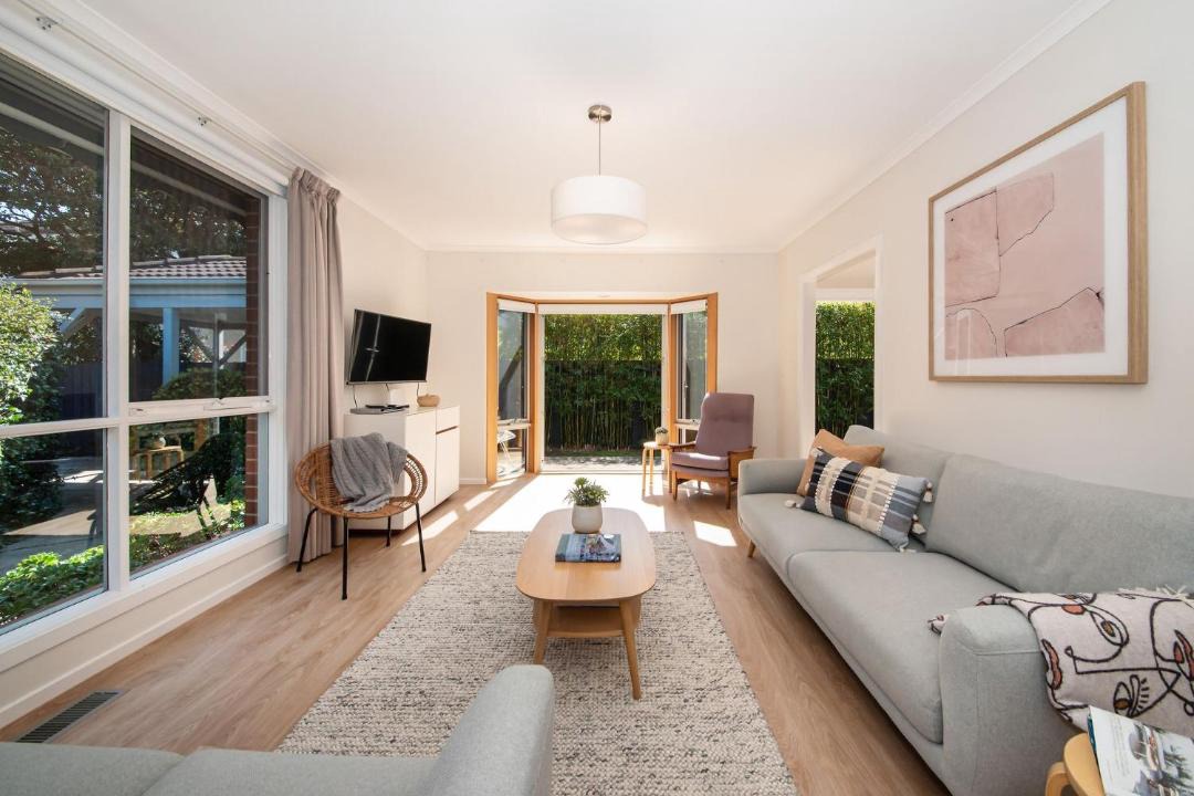 Photo of Livingroom in Hampton