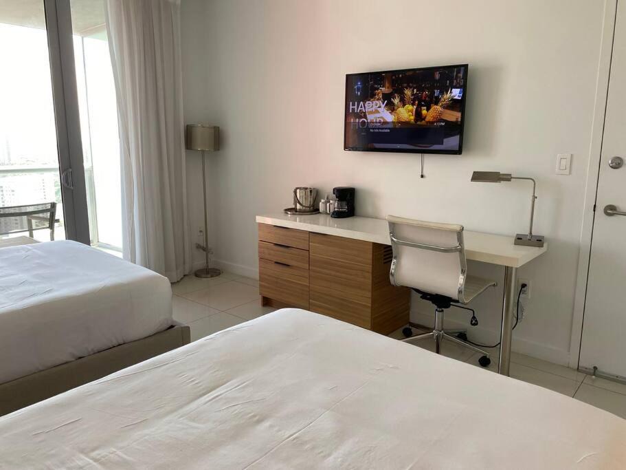 Photo of Bedroom in Hallandale Beach