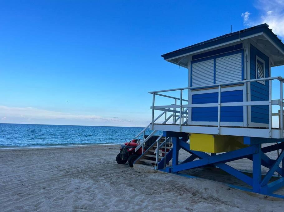 Photo of Others in Hallandale Beach