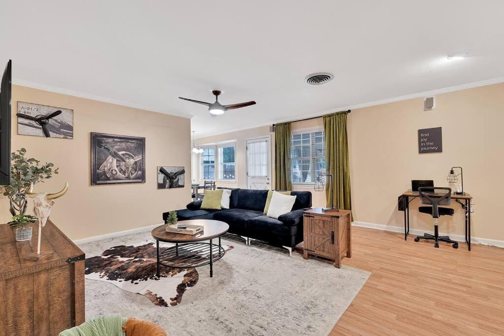 Photo of Livingroom in Shreveport