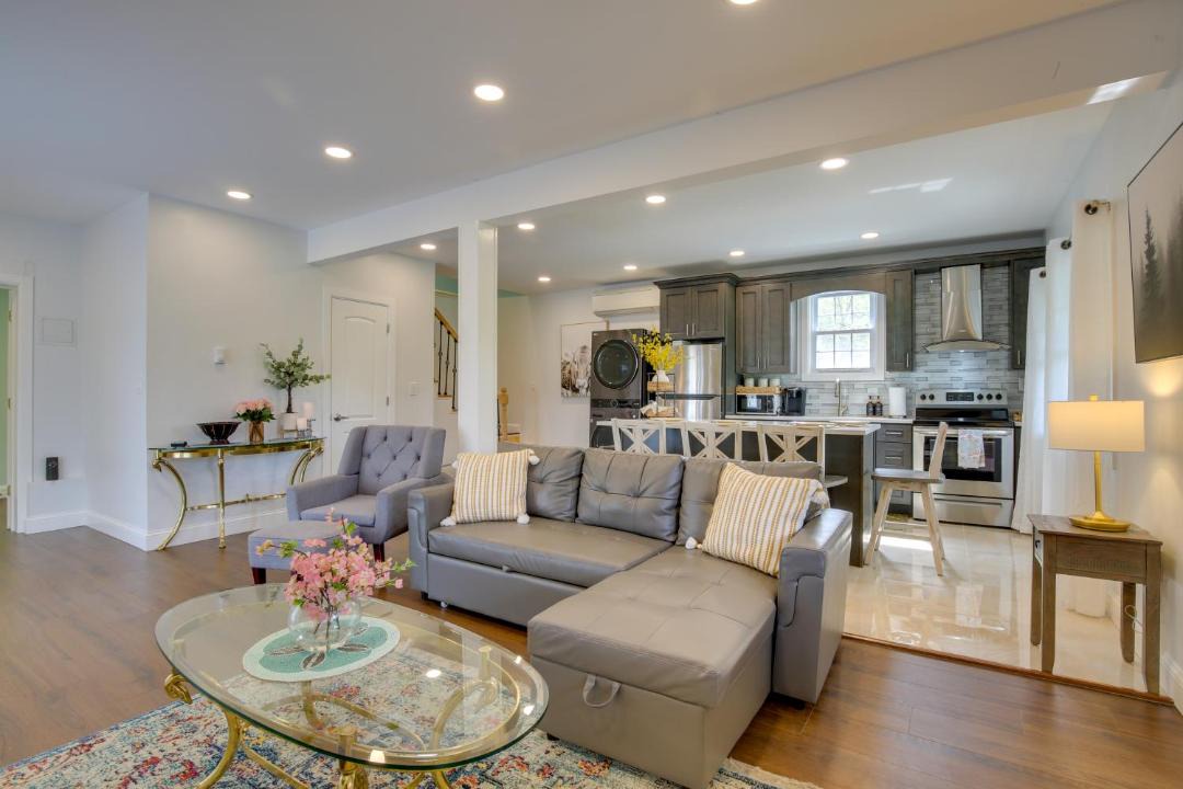 Photo of Livingroom in Wappingers Falls