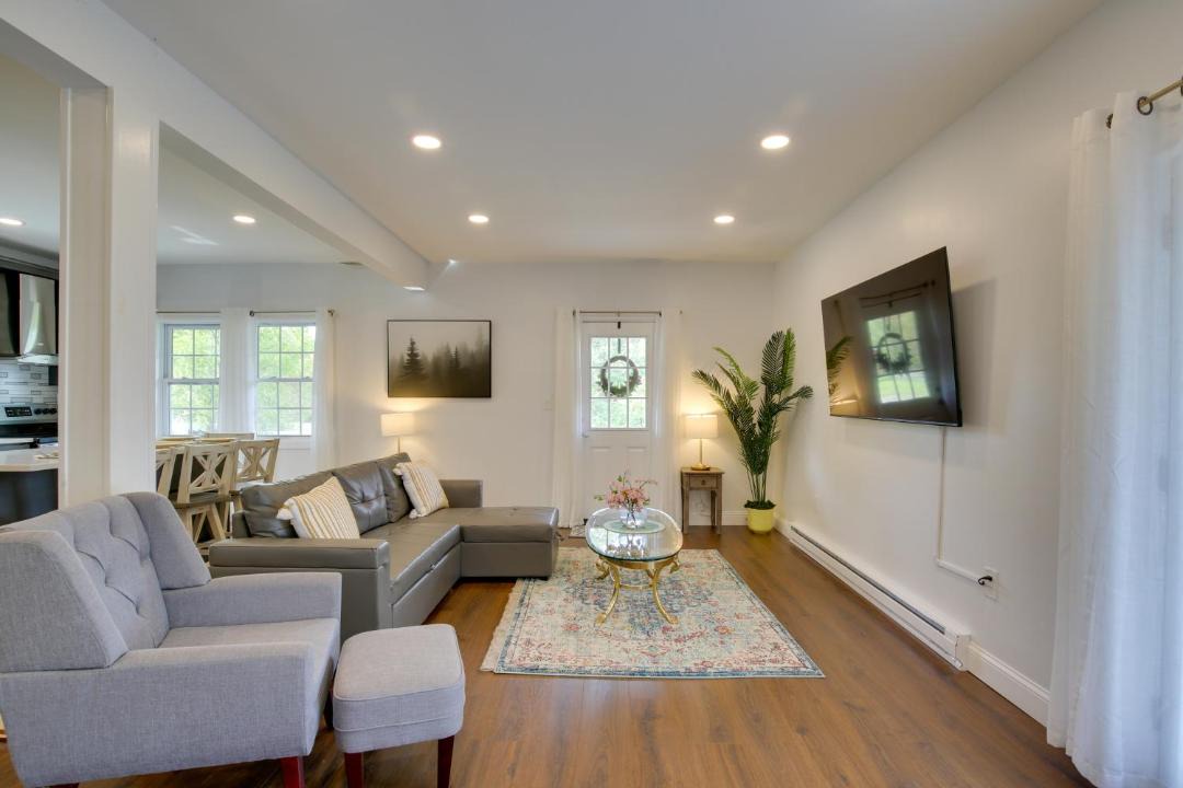 Photo of Livingroom in Wappingers Falls