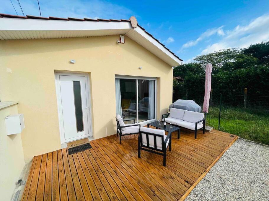 Photo of Patio Balcony in Margaux-Cantenac