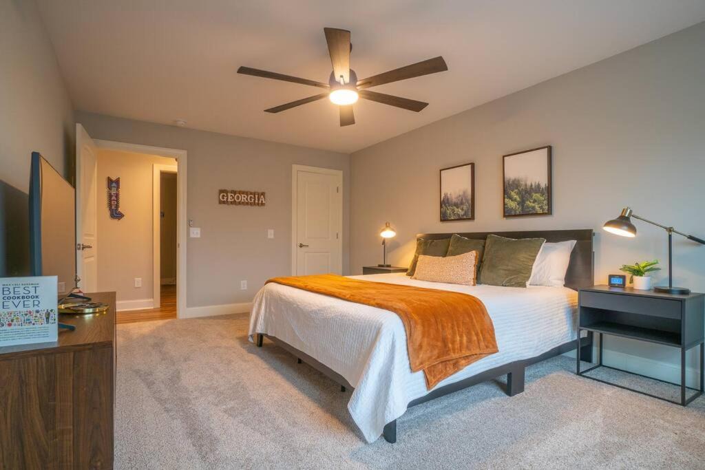Photo of Bedroom in Helen