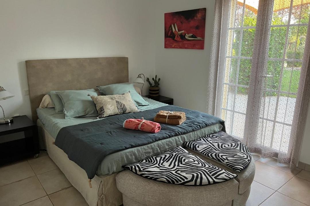 Photo of Bedroom in Plaissan