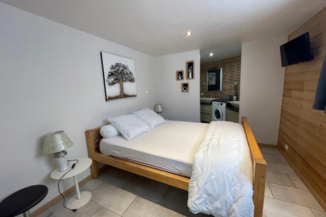 Photo of Bedroom in Luzenac