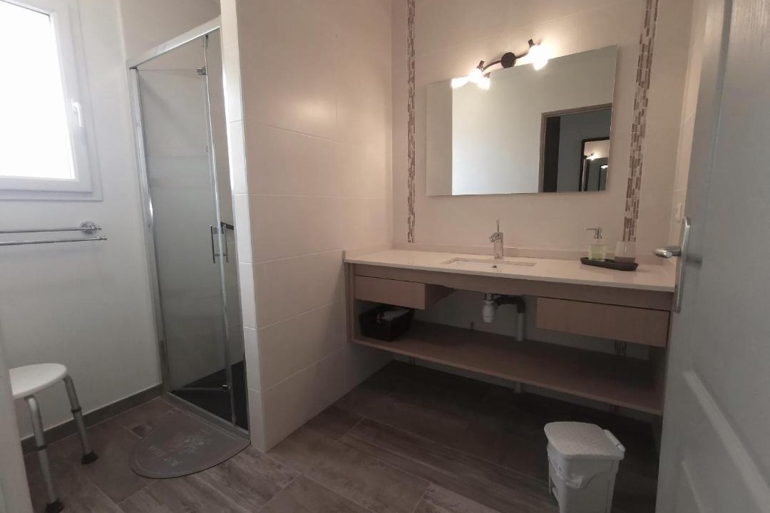 Photo of Others in Gidy