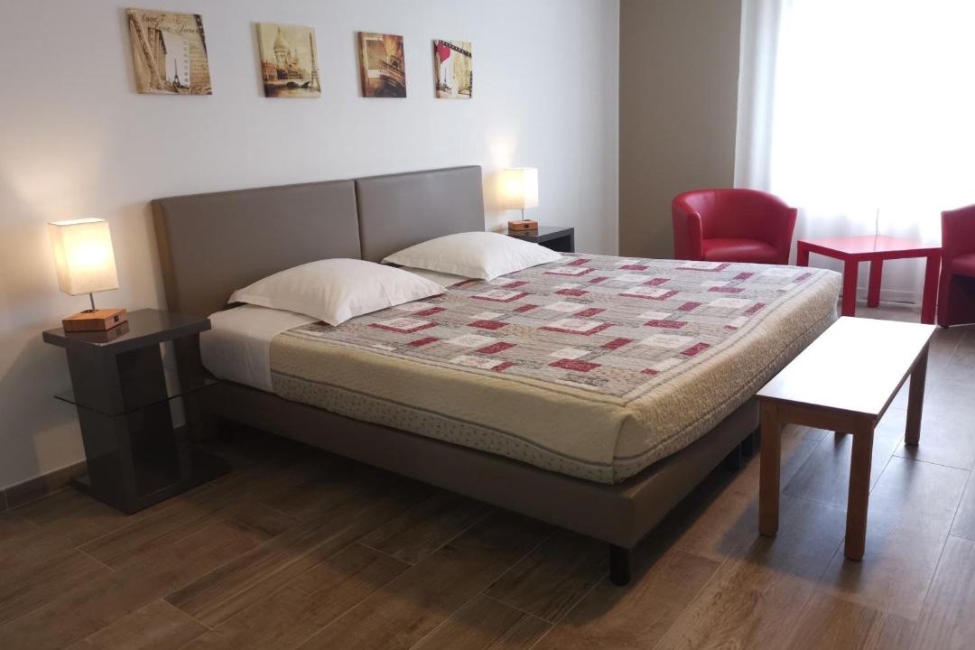 Photo of Others in Gidy