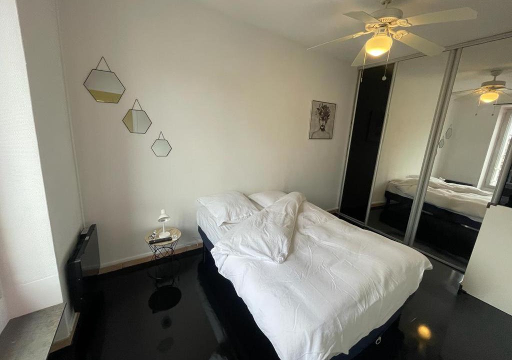 Photo of Others in Etampes