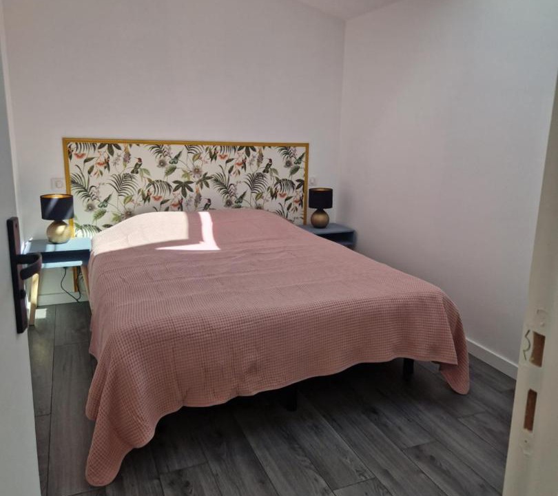 Photo of Bedroom in Virsac