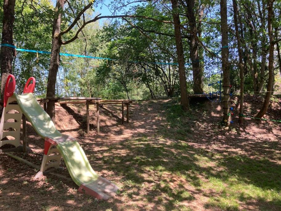 Photo of Others in Montigny-le-Chartif