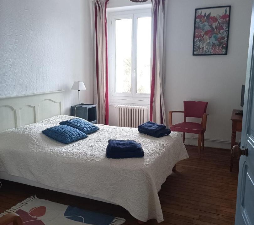 Photo of Bedroom in La Rochefoucauld