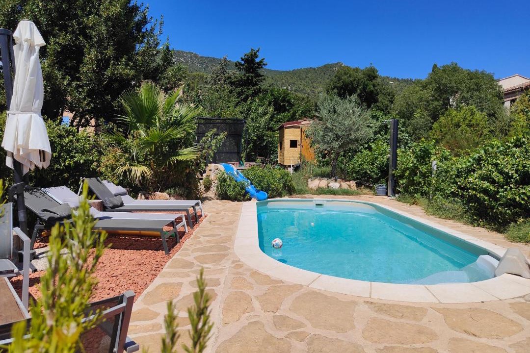 Photo of Others in Signes