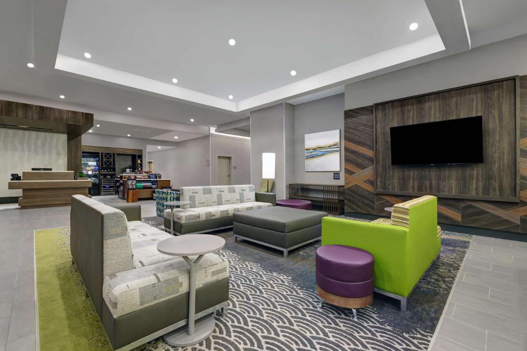 Photo of Livingroom in Lakeview