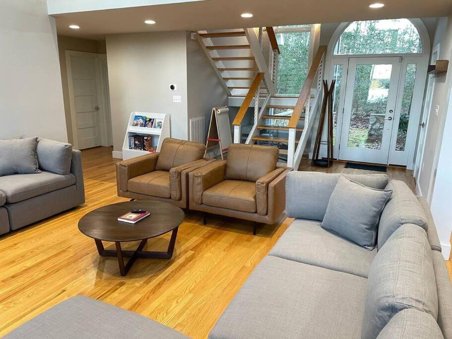 Photo of Livingroom in Mount Holly