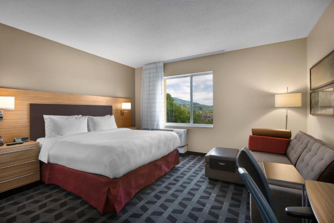 Photo of Bedroom in Boone