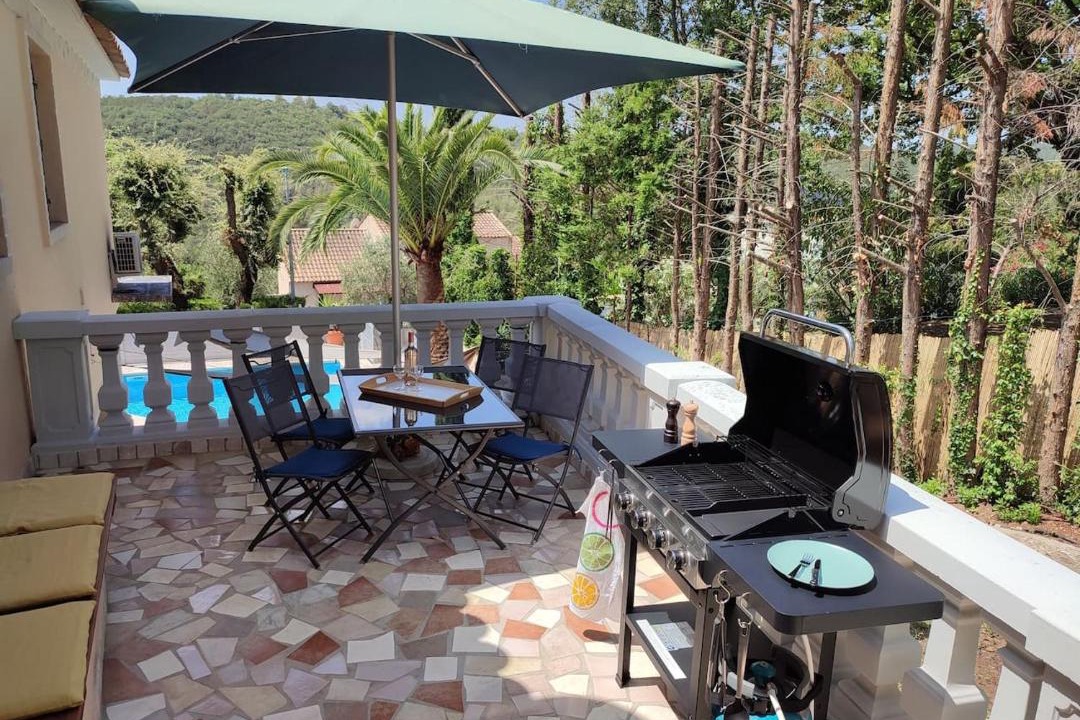 Photo of Others in Biot