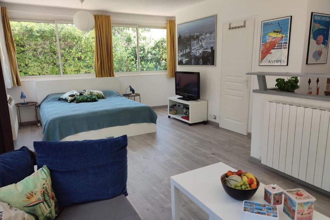 Photo of Others in Biot