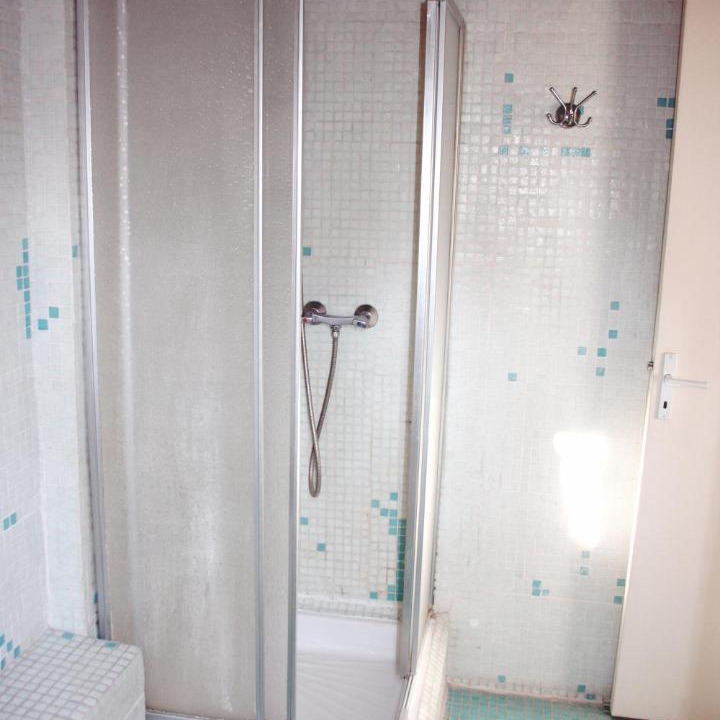 Photo of Others in Noves