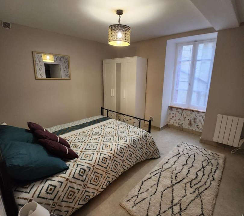 Photo of Bedroom in Montbard