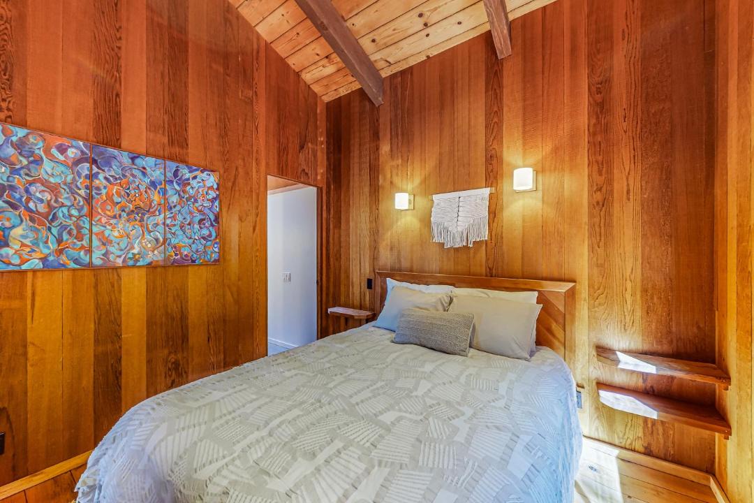 Photo of Bedroom in Sea Ranch