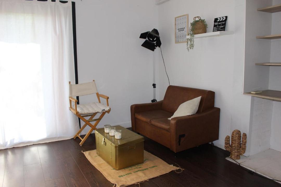 Photo of Livingroom in Bon-Encontre